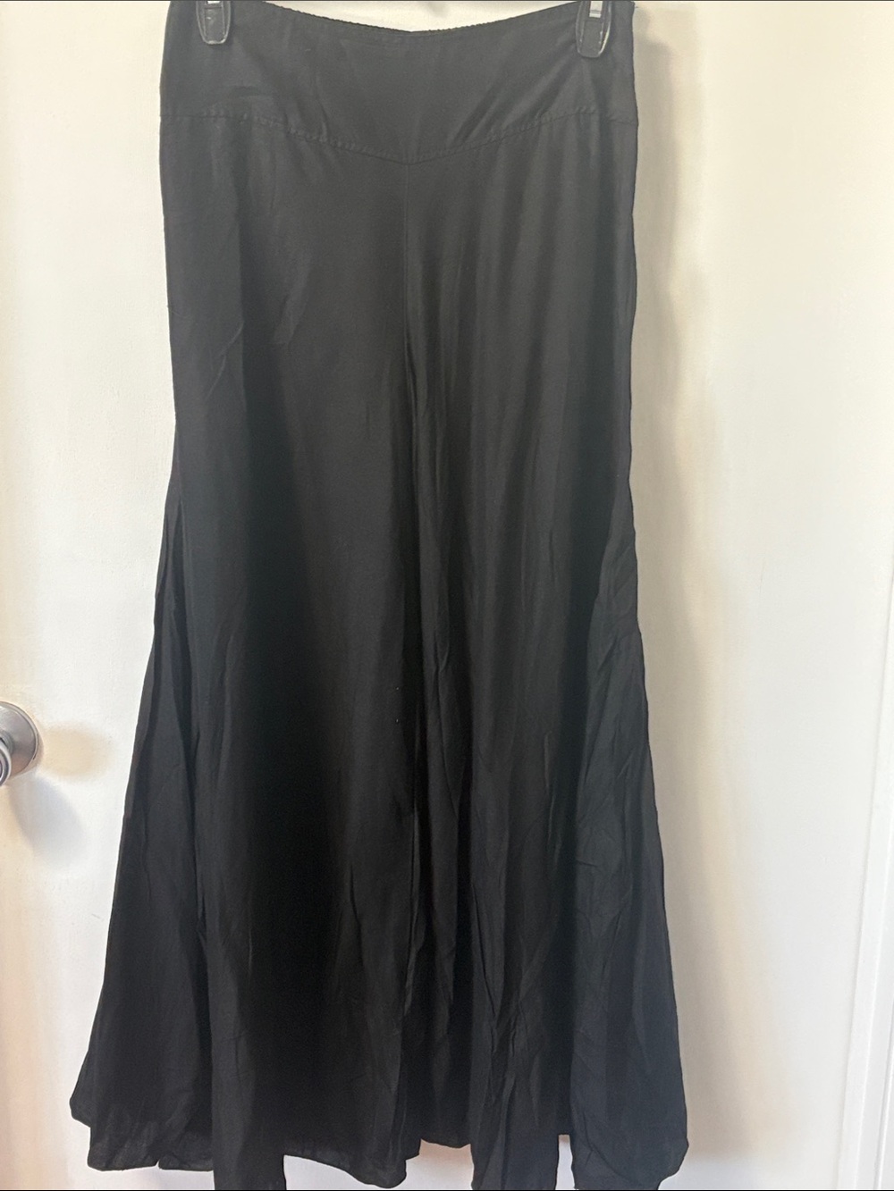Mexicali Blues Black Flowy Pants with flat front & elastic back waistband